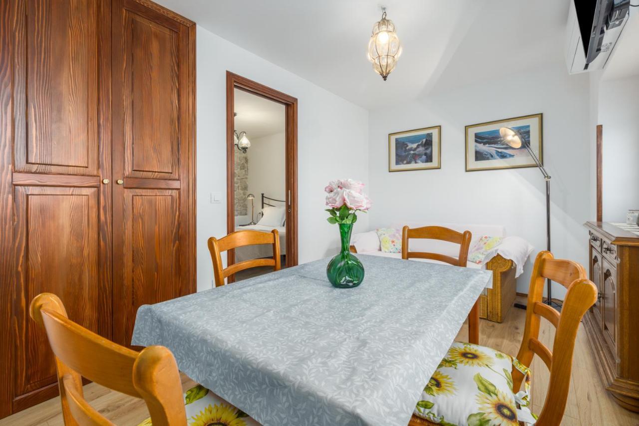 Apartment Lanterna Veneziana Rovinj Exteriör bild